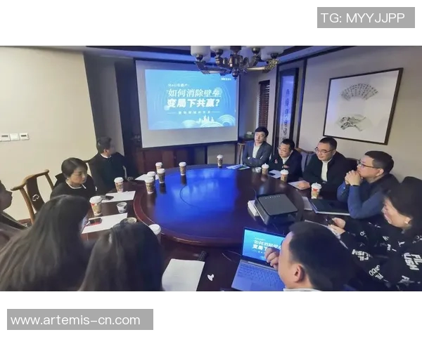 南京羽毛球队与深圳羽毛球队赛后复盘分析意识对抗与战术执行的深度探讨