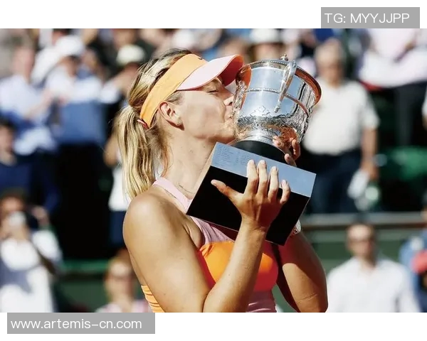 对话吴秀英：回顾她的网球生涯与奋斗历程的精彩瞬间