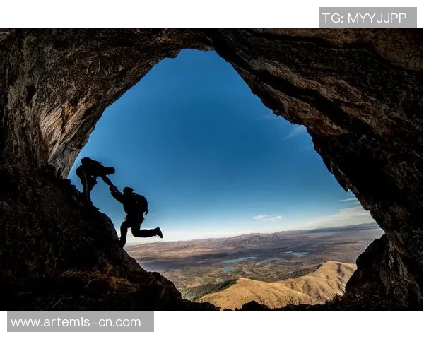 深圳极限运动队在世界攀岩锦标赛中以55分领先其他队伍勇夺积分榜首位