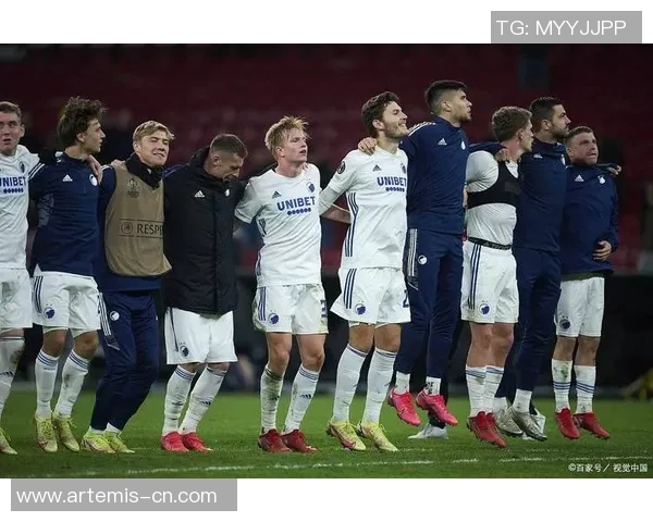 卡拉巴赫与希腊竞技的激烈对决揭示了足球战术的魅力与团队精神