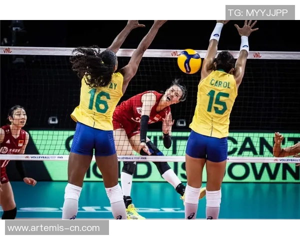 布犹高斯禾迎战海牙全力争胜展现球队实力与斗志