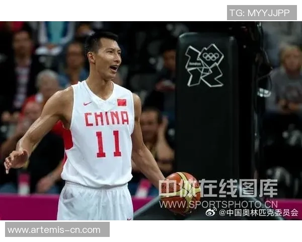 易建联的篮球传奇之路：从青涩少年到国家队核心的成长历程与奋斗精神