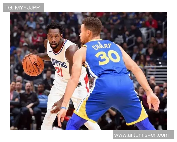 11月4日勇士与快船激战正酣球迷期待精彩对决与巅峰对抗 11月4日勇士与快船激战正酣球迷期待精彩对决与巅峰对抗