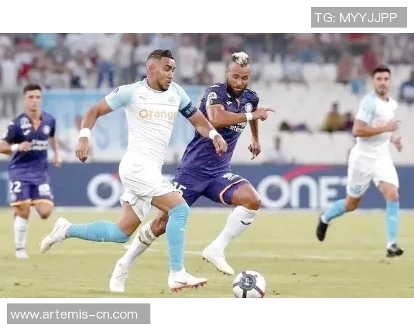 博卡青年与亚自由的激烈对决赛况分析与精彩瞬间回顾